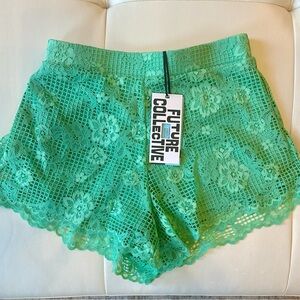 NWT Future Collective Size Small - Lace Shorts - Green W/Pockets
